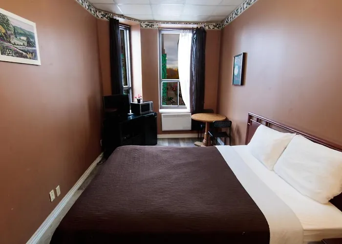 Economy Room