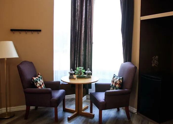 Queen Room