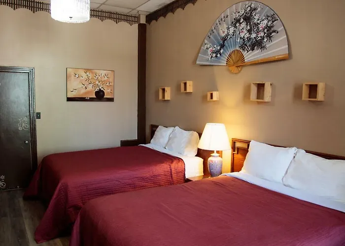 Queen Room