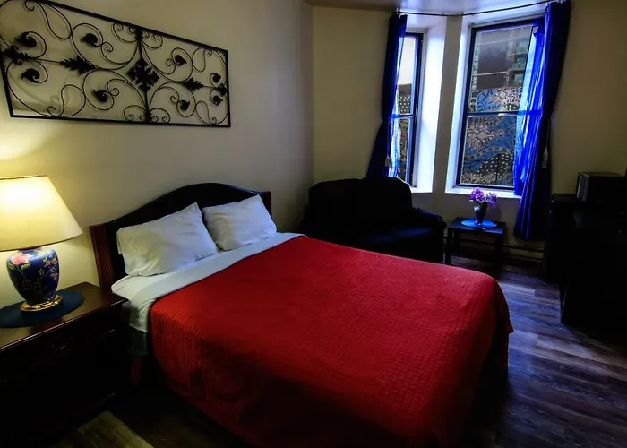 Queen Room